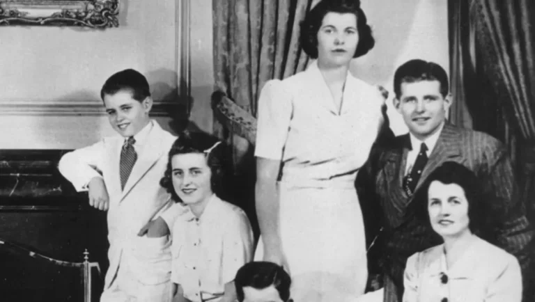 Rosemary Kennedy: Das Tragische Leben der Vergessenen Schwester